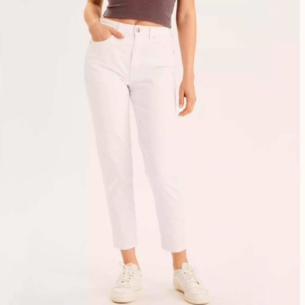 American Eagle 16 Mom Women’s Jeans High Rise Ivory Stretch